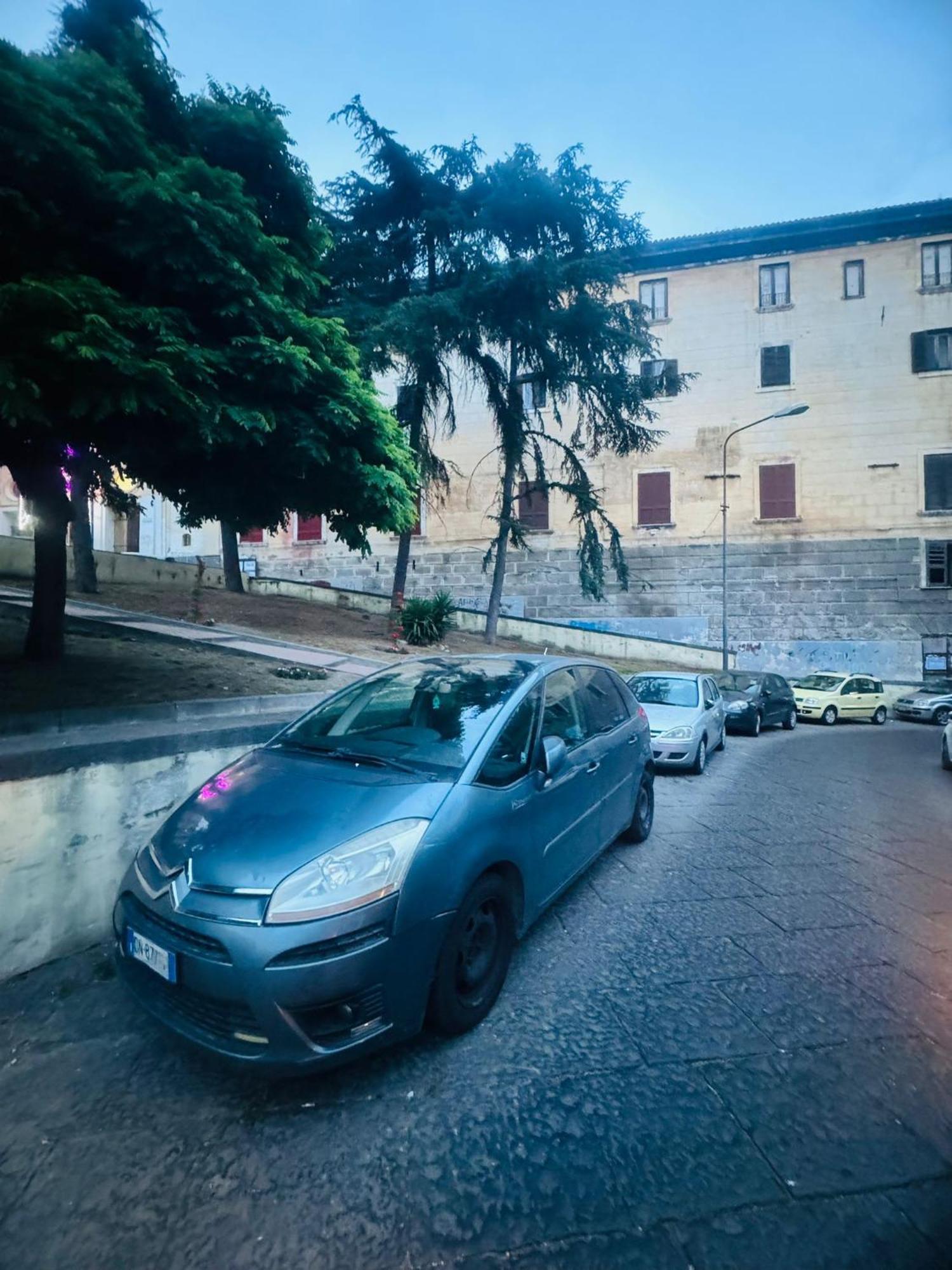 Terrazza Miracoli Napoli Aparthotel Kültér fotó